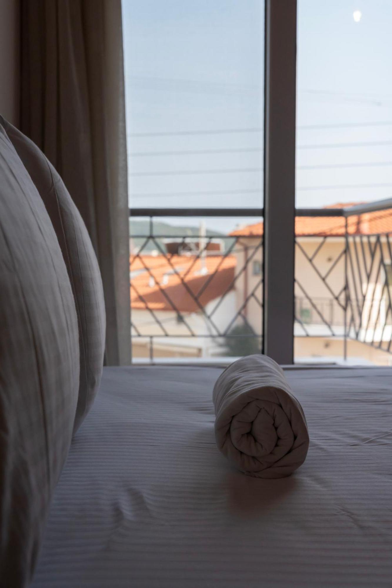 Sithoniars 2nd Floor Center With Amazing Seaview Apartment *