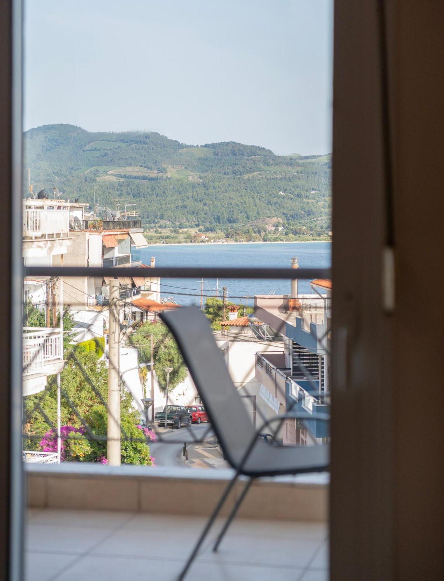 Sithoniars 2nd Floor Center With Amazing Seaview